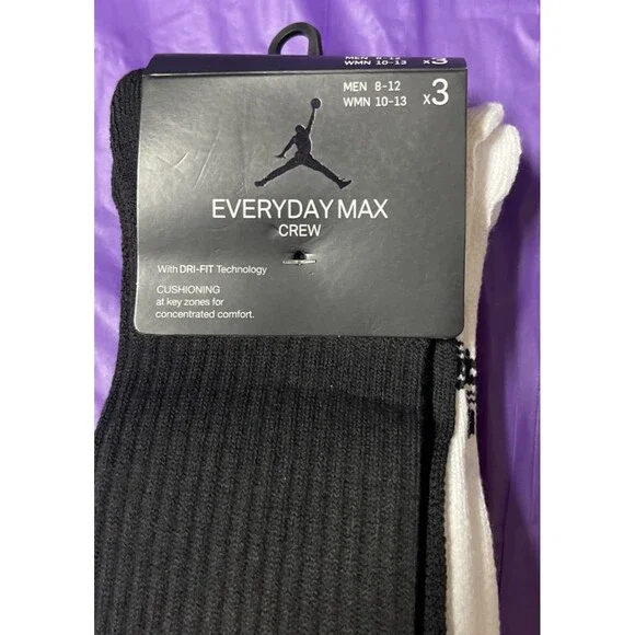Nike Jordan 3-Pack Crew Socks Everyday Max Crew Size Large Red Black White NWT - Picture 4 of 7